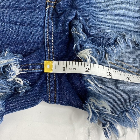 H&M Distressed Denim Shorts size 2 - Picture 8 of 8